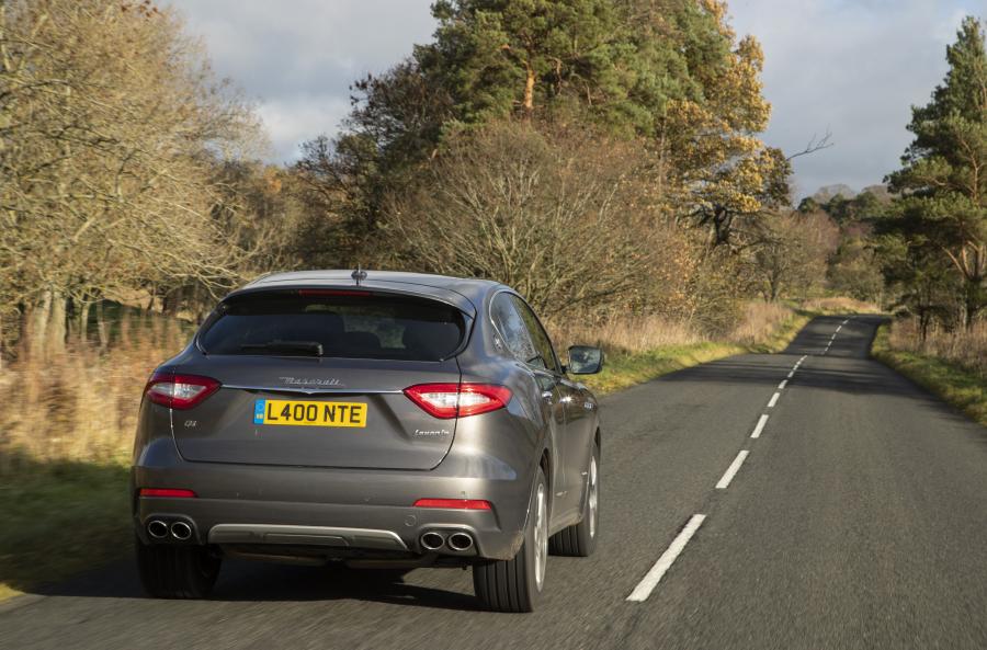 Maserati Levante GranLusso 2018 года  (UK) (фото 6 из 14)